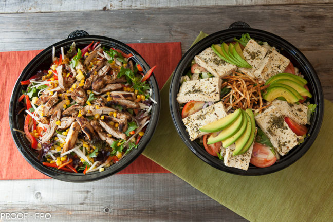 Ensaladas with a choice of any protein (grilled, chicken, tofu, pulled pork)